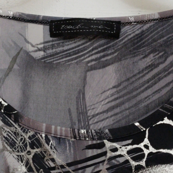 Black Silver Dress With Matching Mask - Picture 6 of 8